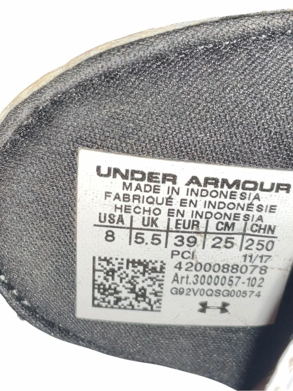 Under Armour Women’s Slides White Camo Adjustable Strap Sandals Size 8